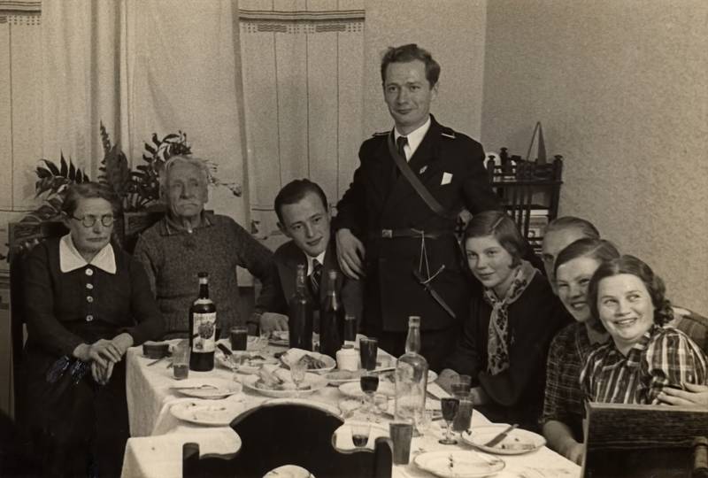 Father's side of the family?<br />1930s (guess) - Riga, Latvia.