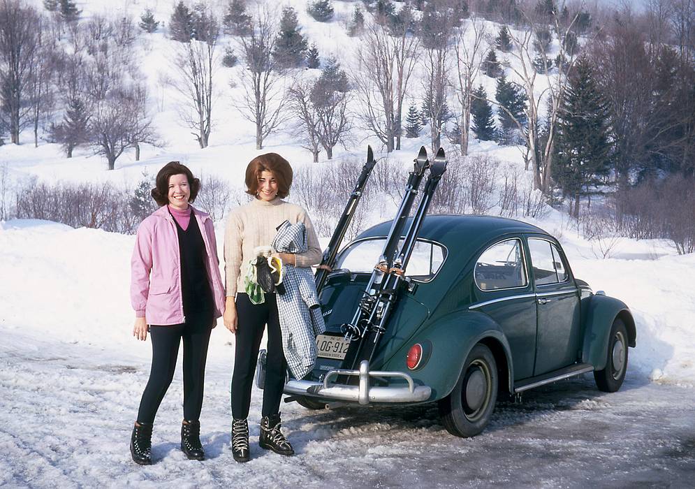 March 11, 1967 - Hosmer's Guest House somewhere in southern Vermont.<br />Barbara and Cindy.