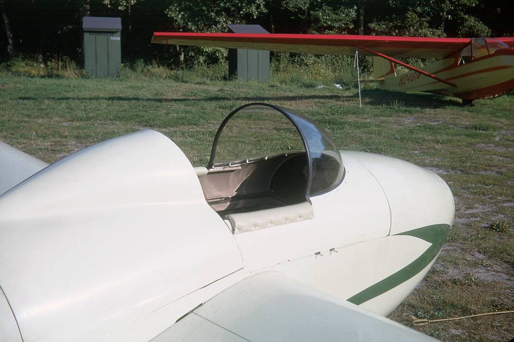 Sep 1967 - Salem, New Hampshire.<br />A Schweitzer A-26 sailplane.