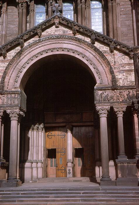 Sep 1967 - Boston, Massachusetts.<br />Trinity Church entry from Coplay Square.
