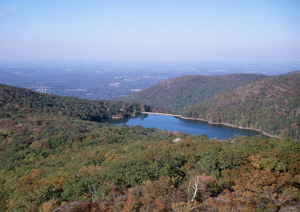 Oct 1967 - Hike along the Hudson River to Beacon Mtn., NY.<br />A Murray Hill Canoe Club event.<br />Beacon Reservoir?