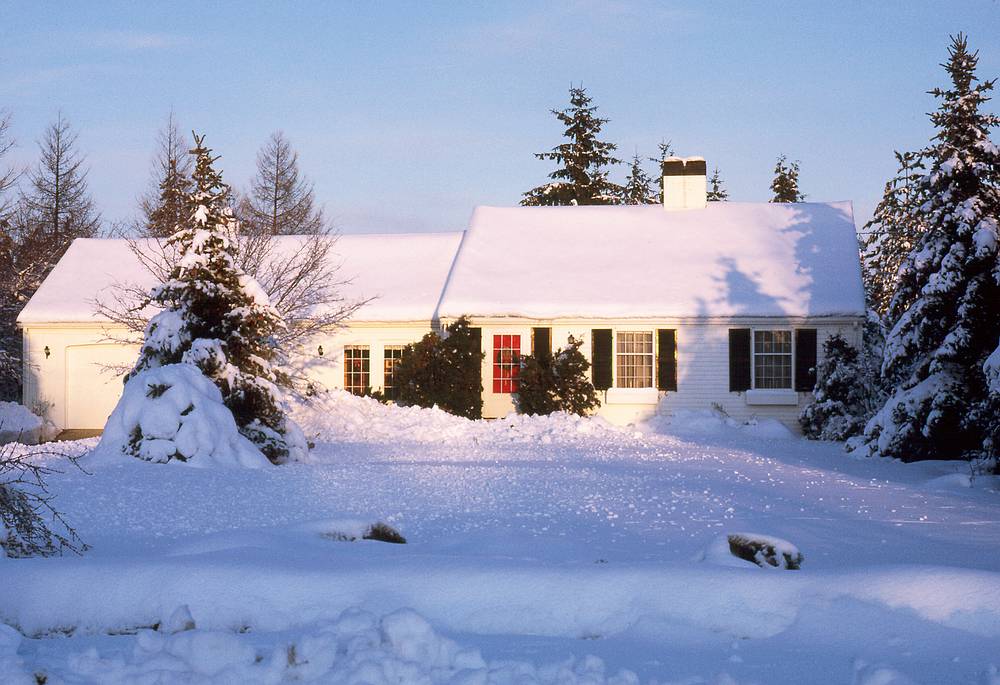 Dec 31, 1967 - At parents house on Hemlock Rd., Boxford, MA.<br />Parents' Cape Cod house.