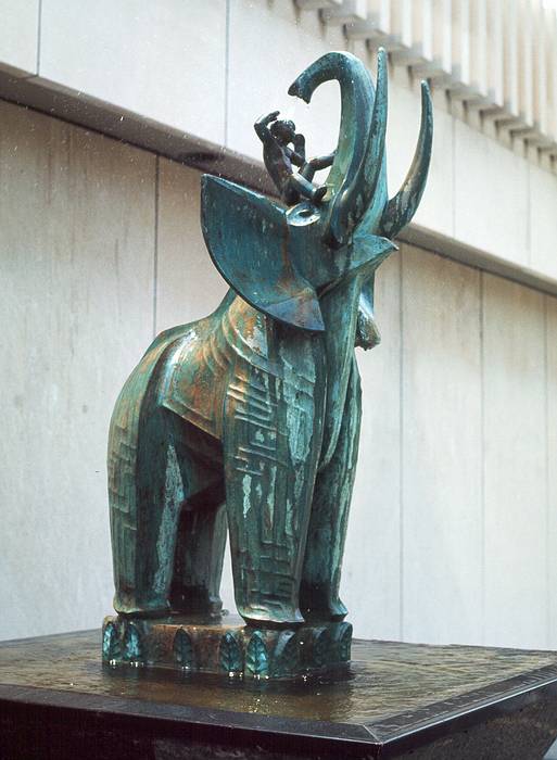 June 8, 1968 - Tufts University, Medford, Massachusetts.<br />Fountain at entrance to the Nils Wessel Library.