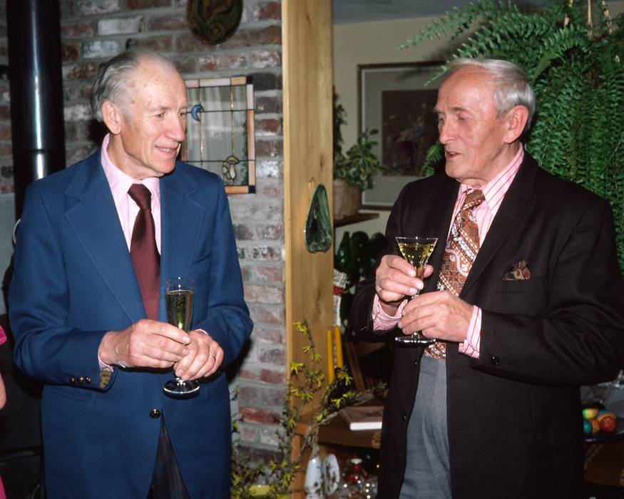 April 18, 1981 - At Velta's and Arnolds', Gloucester, Massachusetts.<br />Arnolds' 70th birthday celebration.<br />Arnolds and Alberts.