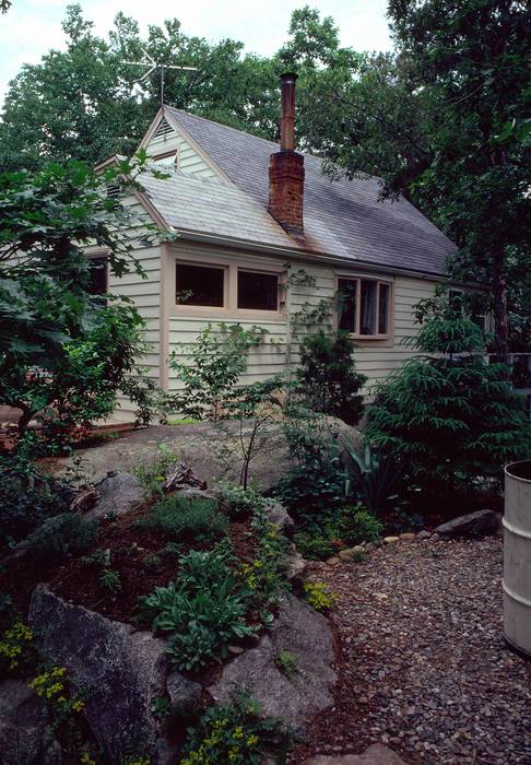 June 14, 1981 - Gloucester, Massachusetts.<br />At Velta and Arnolds' house.