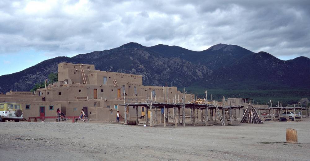 Sept. 13, 1981 - Taos Pueblo, New Mexico.<br />Native american pueblo, dating back to the 900s.<br />The pueblo was first visited by Spaniards in 1540.
