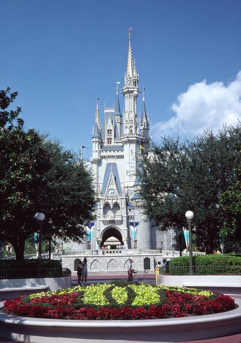 Oct. 7, 1981 - Disneyworld, Orlando, Florida.<br />Passing the time between work and flight back home.