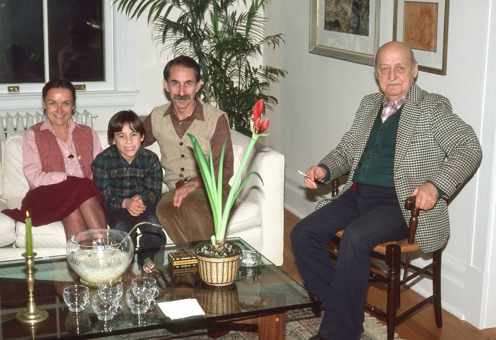 Dec. 24, 1981 - Baltimore, Maryland.<br />At Ronnie and Baiba's for Christmas.<br />Baiba, Julian, Ronnie, and father.