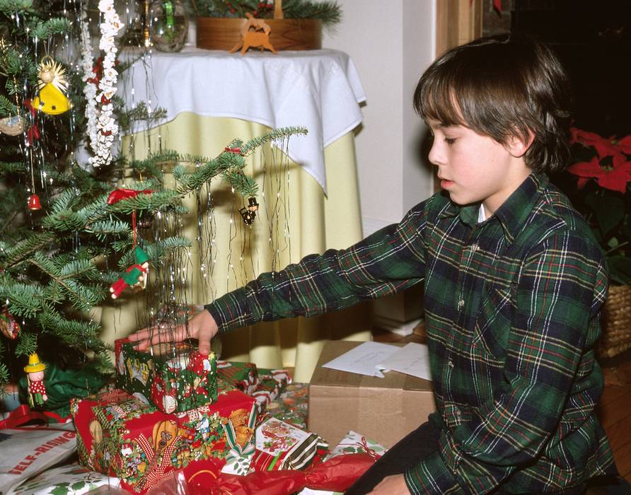 Dec. 24, 1981 - Baltimore, Maryland.<br />At Ronnie and Baiba's for Christmas.<br />Julian.