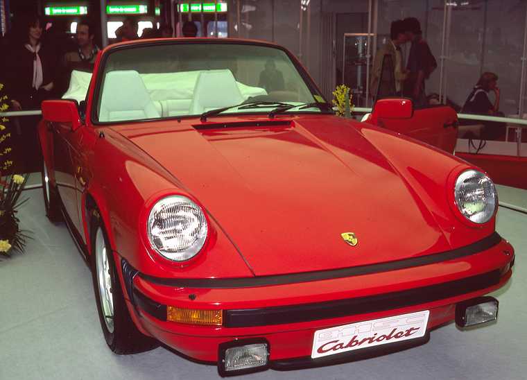 March 14, 1982 - Geneva, Switzerland.<br />At the Geneva Auto Show.<br />Porsche Cabriolet.