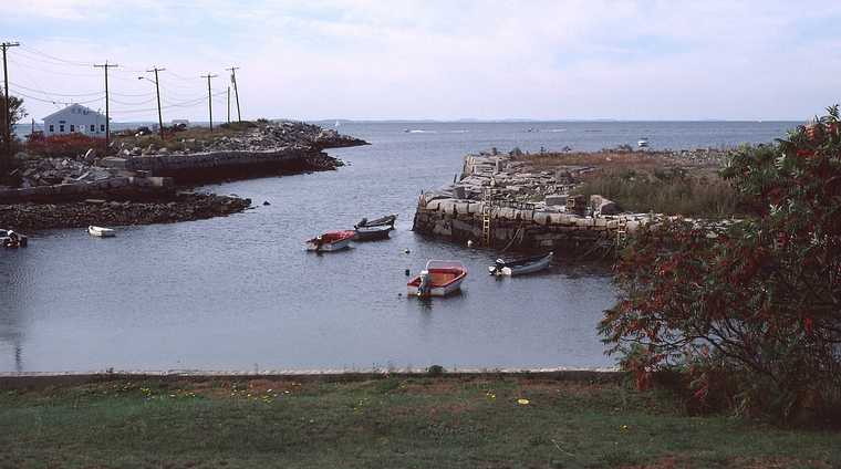 Oct. 3, 1982 - Cape Ann, Massachusetts.<br />Bicycling with Jim.<br />Bay View.