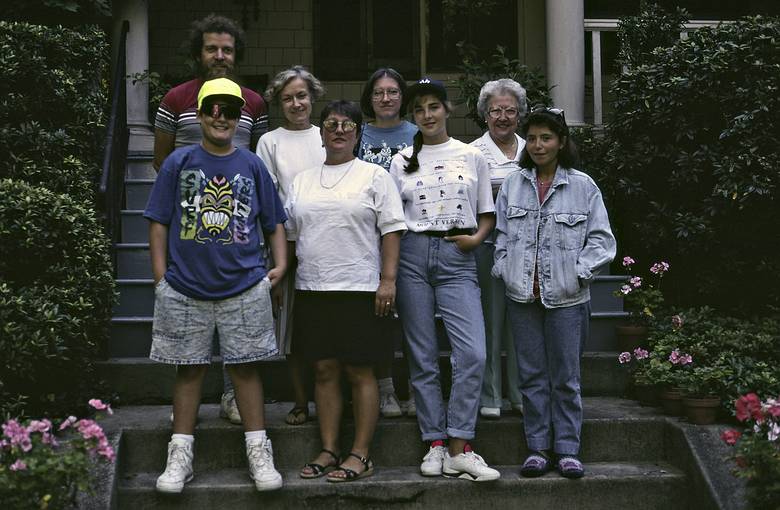 August 30, 1990 - Baltimore, Maryland.<br />Leaving to go back to Massachusetts.<br />Paul, Jeremy, Baiba, Norma,Joyce, Marta, Marie, and Natalia.