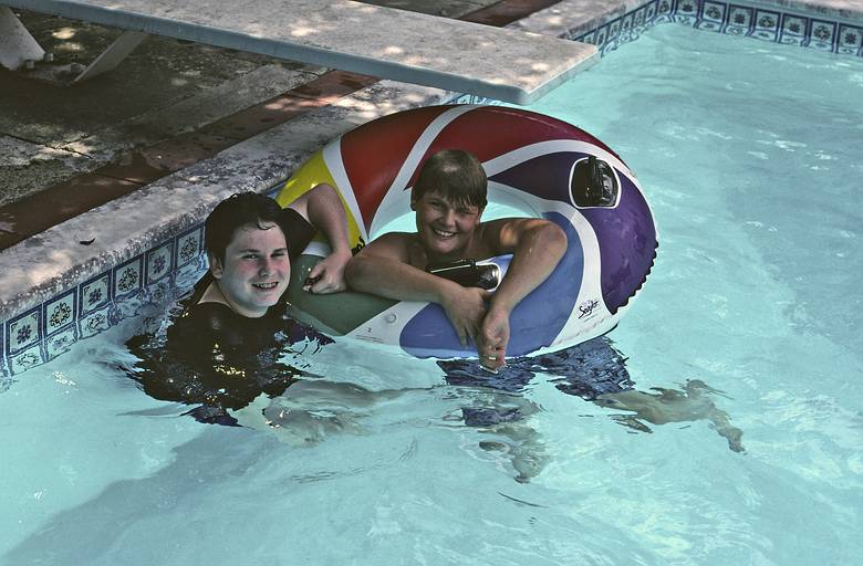 Sept. 3, 1990 - Lawrence, Massachusetts.<br />Friend and Jeremy.