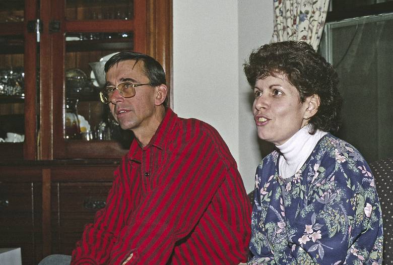 December 22, 1990 - Merrimac, Massachusetts.<br />Cranberry and popcorn or decorate the Christmas tree time.<br />Becky's parents Bill and Joy.