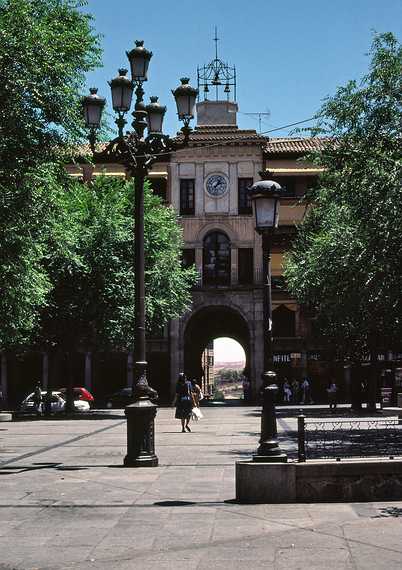 June 30, 1990 - Toledo, Spain.<br />Arco La Sangre, Plaza de Zocodover.