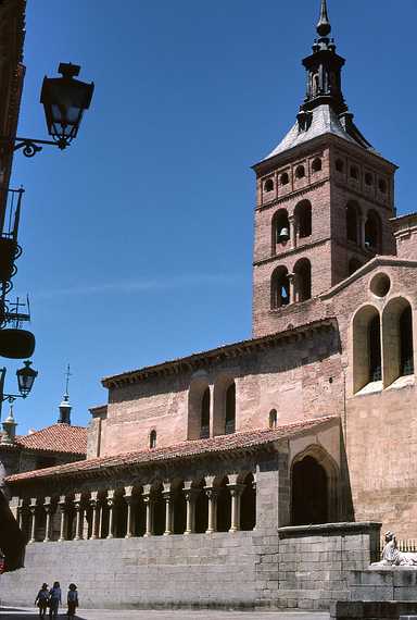 July 1, 1990 - Segovia, Spain.<br />A glance back at San Martin church.