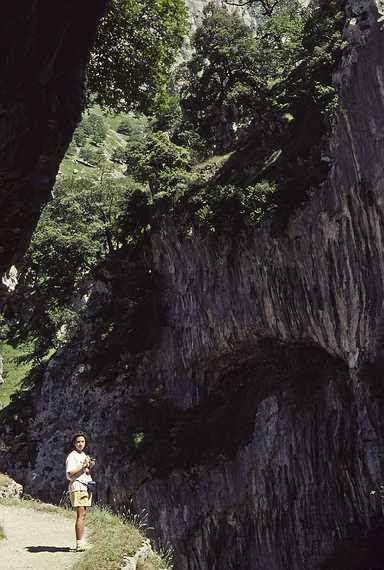 July 6, 1990 - Hike in the Garganta del Cares (Cares River Gorge), Leon, Spain.<br />Melody.