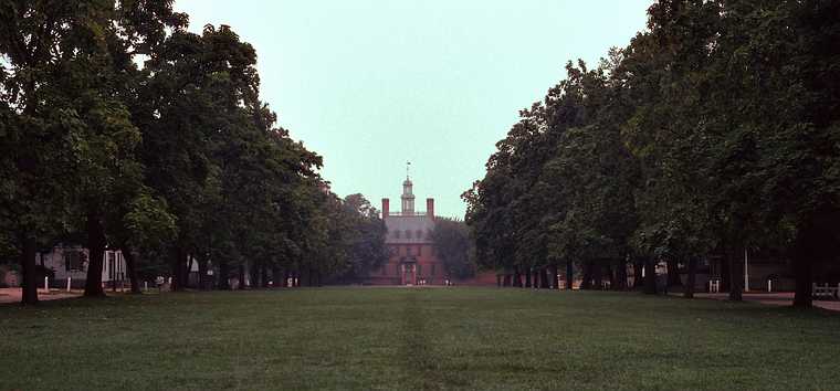 August 19, 1992 - Colonial Williamsburg, Virginia.<br />Governors Palace.