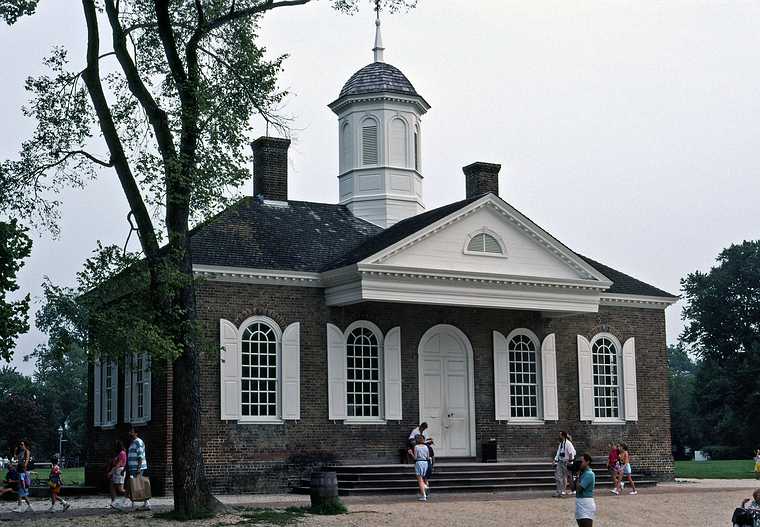 August 20, 1992 - Colonial Williamsburg, Virginia.<br />The Court House.