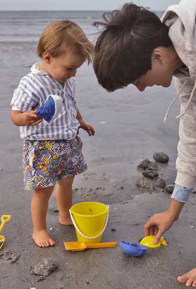 Sept. 7, 1992 - Wingersheak Beach, Gloucester, Massachusetts.<br />Julian and Leslie.