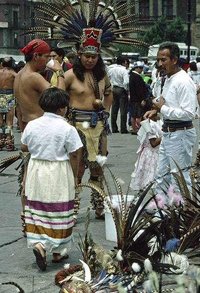 June 5, 1994 - Mexico City, Mexico.<br />A Sunday afternoon at the Zocalo (main square).