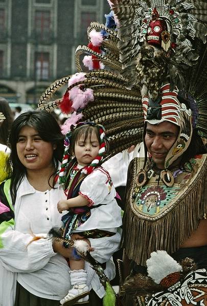 June 5, 1994 - Mexico City, Mexico.<br />A Sunday afternoon at the Zocalo (main square).