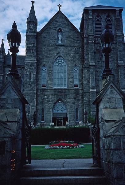 Sept. 3, 1994 - Lowell, Massachusetts.<br />Lisa's and Tim's wedding.<br />Church of the Immaculate Conception.