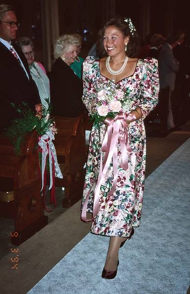 Sept. 3, 1994 - Lowell, Massachusetts.<br />Lisa's and Tim's wedding.<br />Lisa's sister Kim.