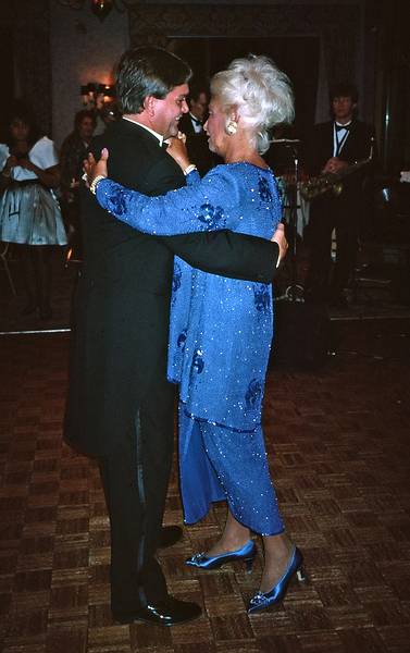 Sept. 3, 1994 - Lowell, Massachusetts.<br />Lisa's and Tim's wedding.<br />Tim and mother-in-law Pat.