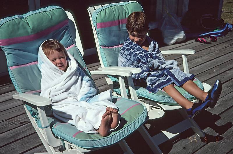 Sept. 3, 1995 - Bear Island, Lake Winnipesaukee.<br />Visiting Oscar and Leslie.<br />Lydia and Julian Ramon.