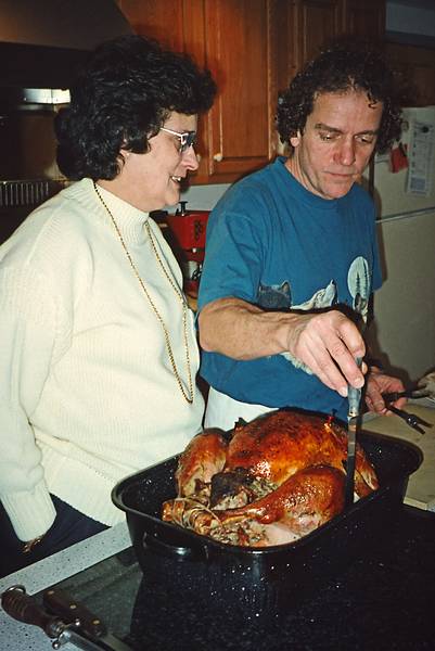 Nov. 23, 1995 - Thanksgiving at Paul and Norma's in Tewksbury, Massachusetts.<br />Paul's sister Laura and Paul.