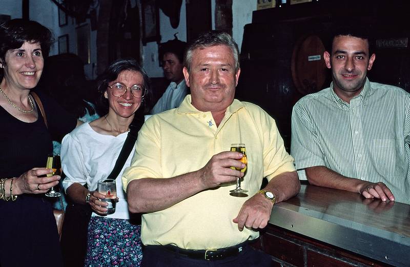 July 8, 1995 - Crdoba, Spain.<br />Asuncin, Joyce, Salvador, and bartender.
