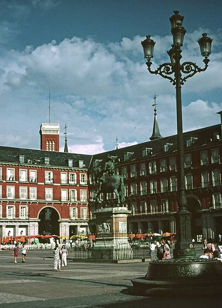 July 10, 1995 - Madrid, Spain.<br />Plaza Mayor.