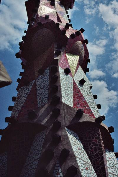 July 13, 1995 - Barcelona, Spain.<br />At the Sagrada Familia church.