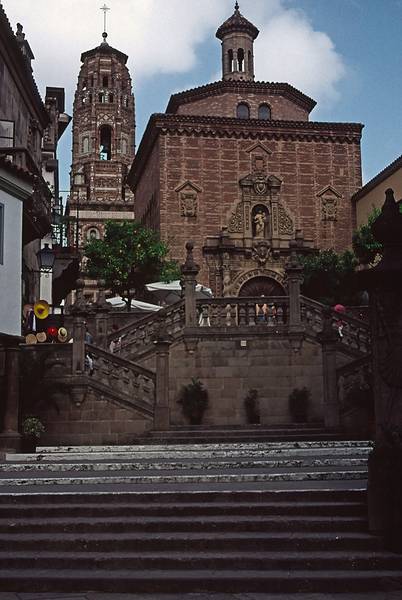 July 14, 1995 - Pueblo Espaol, Barcelona, Spain.