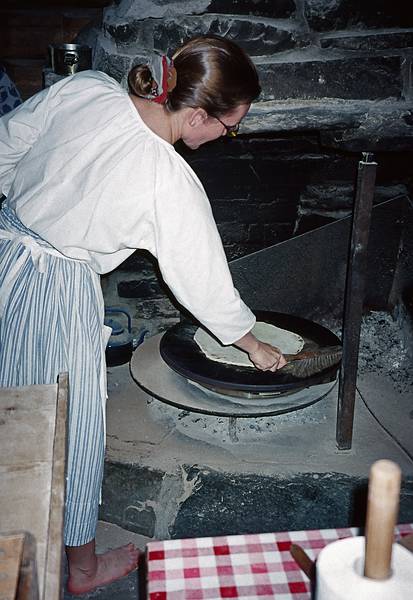 August 10, 1997 - Norwegian Folk Museum , Oslo, Norway.<br />Baking flat bread.