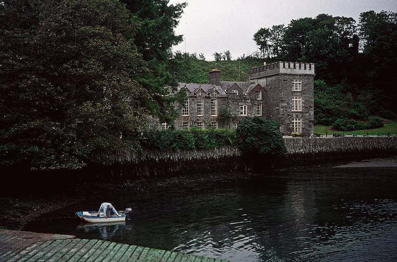 Castle Townshend.<br />Sept. 1, 1999 (Day 4) - Castletownshend, County Cork, Ireland.