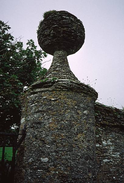 Somewhere between Castletownshend and Kinsale.<br />Sept. 1, 1999 (Day 4) - County Cork, Ireland.