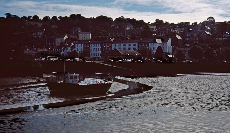 Fishing boat stranded at low tide.<br />Sept 2, 1999 (Day 5) - Walk from Fort Charles to Kinsale, County Cork, Ireland.