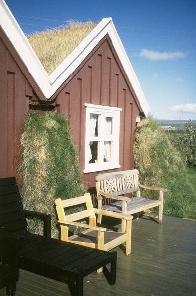 July 18, 2000 - Along the east shore of ingvallavatn, Iceland.<br />Petur's relatives' summer cottage.