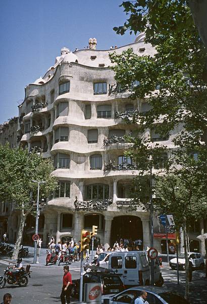 July 6, 2000 - Barcelona, Spain.<br />"La Pedrera" building by Gaudi along the Paseo de Gracia.