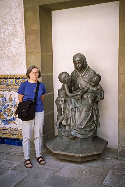 July 11, 2000 - Barcelona, Spain.<br />Joyce and statue at the Plaa Reial.