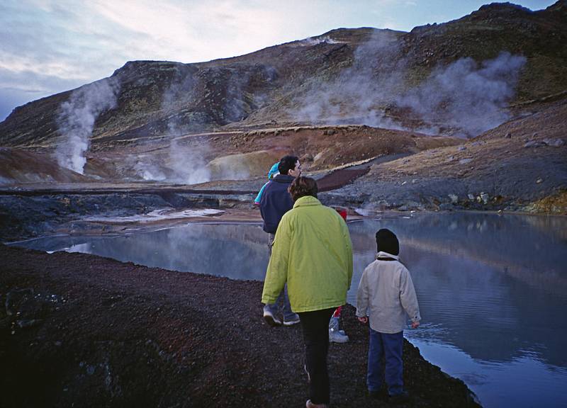 Eric with Gujn, Dagjrt, Inga, and Atli Dagur.<br />Jan. 27, 2001 - Hot Springs at Krsuvk, Iceland.