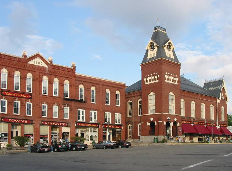 July 17, 2001 - Merrimac, Massachusetts.<br />Towne Market and Town Hall.