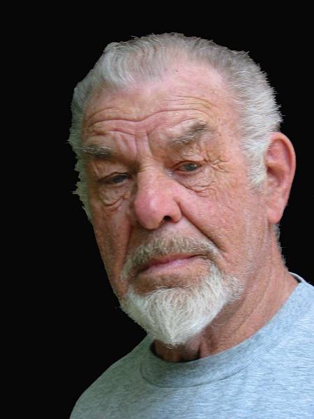 July 31, 2001 - Merrimac, Massachusetts.<br />Linc, our neighbor.