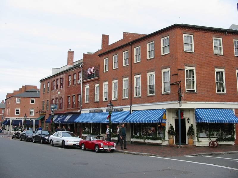 Nov 25, 2001 - Newburyport, Massachusetts.<br />Lower, east side of State Street.