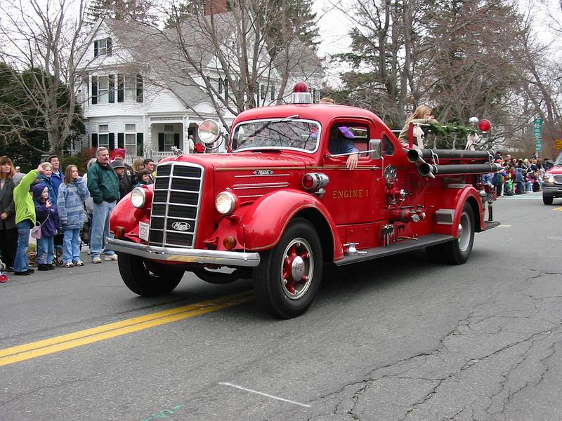 Dec 2, 2001 - Annual Santa Parade, Merrimac, Massachusetts.