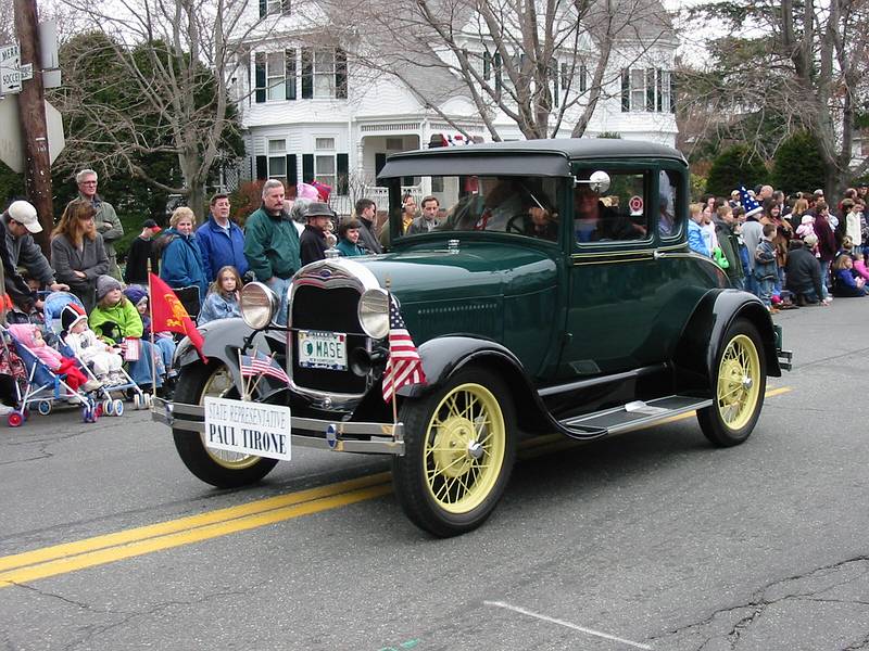 Dec 2, 2001 - Annual Santa Parade, Merrimac, Massachusetts.<br />An old Ford.