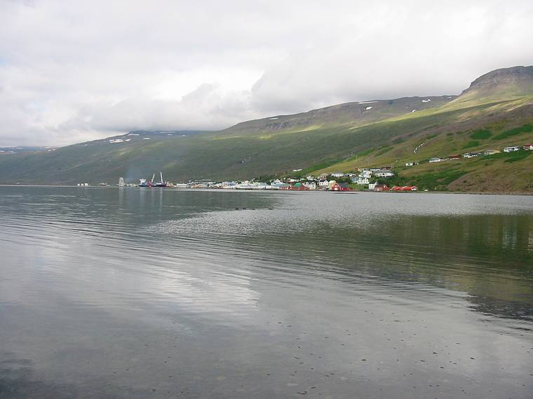 Aug 31, 2001 - Eskifjrur, Iceland.