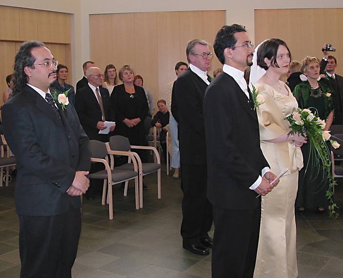 Aug 31, 2001 - Inga and Eric's wedding, Eskifjrur, Iceland.<br />Carl, Atli (Inga's father), Eric, and Inga, and Benna in back.